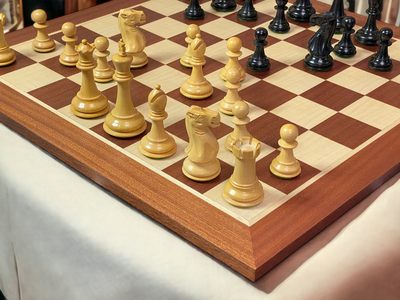 Old English Black and Mahogany Chess Set & Box - Official Staunton™ 