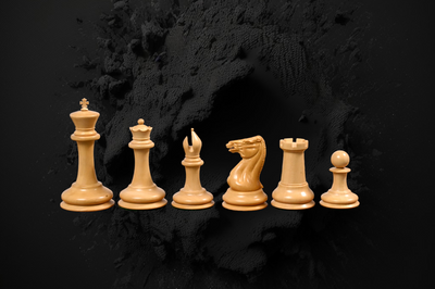 1850 London Boxwood and Ebony 3.5 Inch Replica Chessmen - Official Staunton™ 