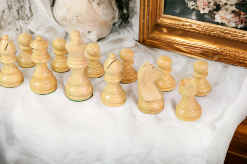 3 Inch Club Classic Ebonised Chess Pieces & Bag - Official Staunton™ 