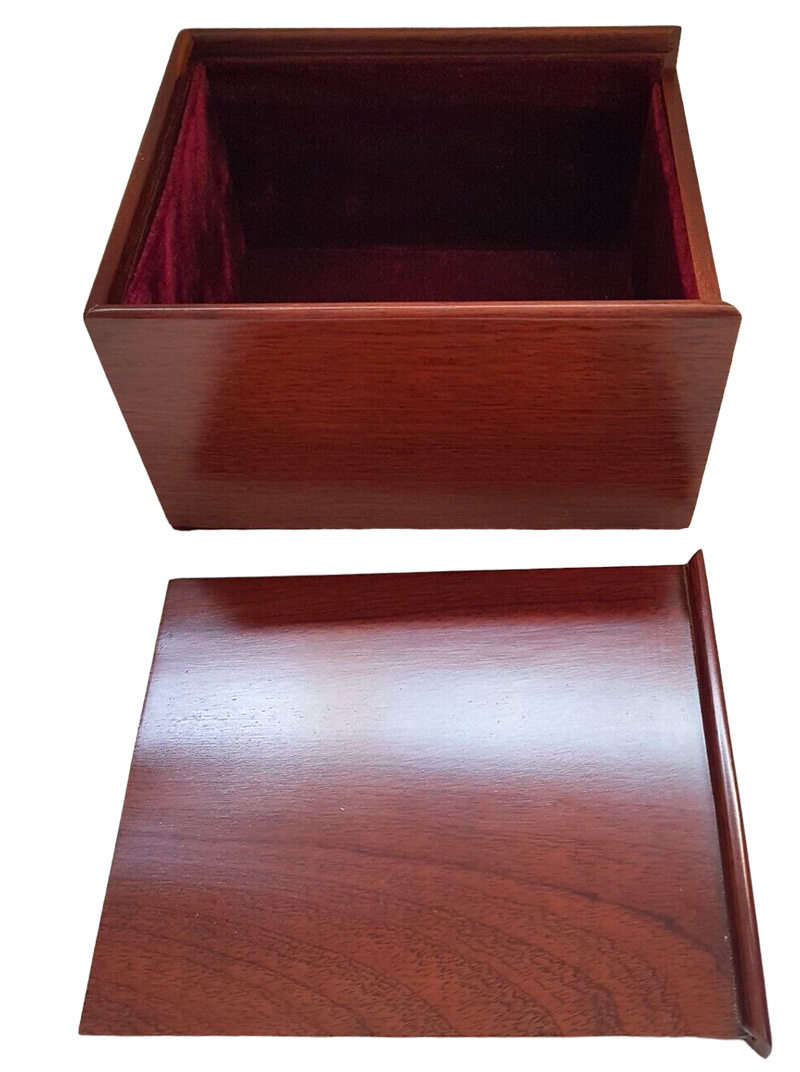 Large Mahogany Slide Lid Chess Box - UK Made - Official Staunton™ 