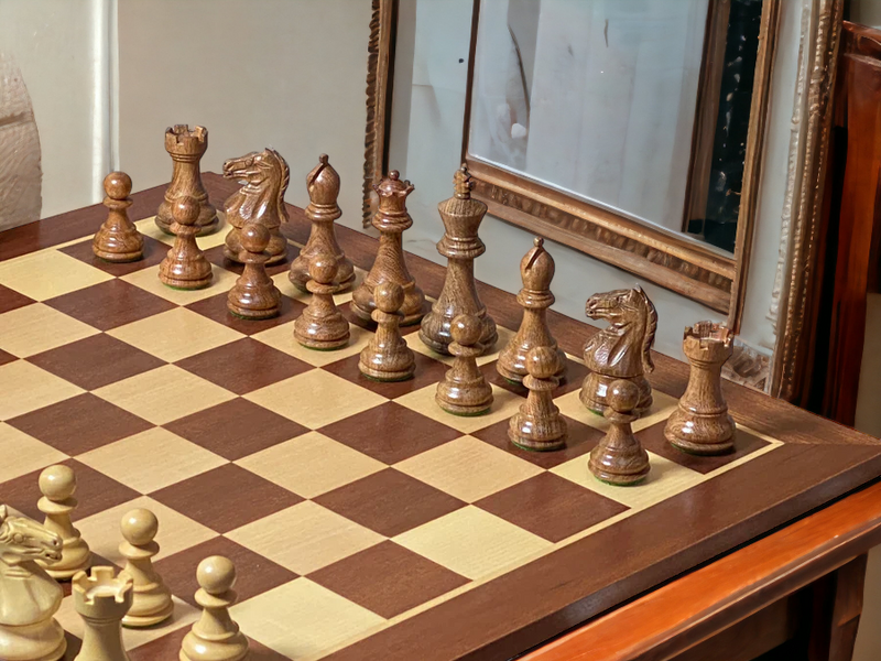 Queens Gambit Acacia Pieces 19" Mahogany Chessboard & Box - Official Staunton™ 