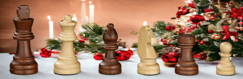 Walnut Folding Young Grandmaster Chess Set - Official Staunton™ 