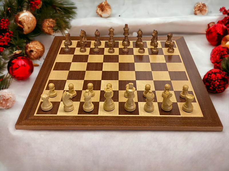19 Inch Grand Classic Mahogany Chess Set - Official Staunton™ 