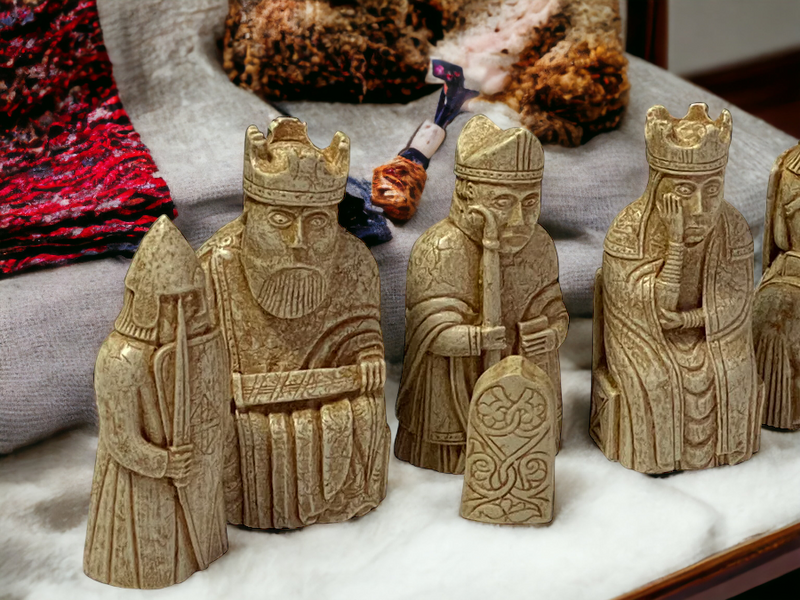 Isle of Lewis Chess Pieces - Official Staunton™ 
