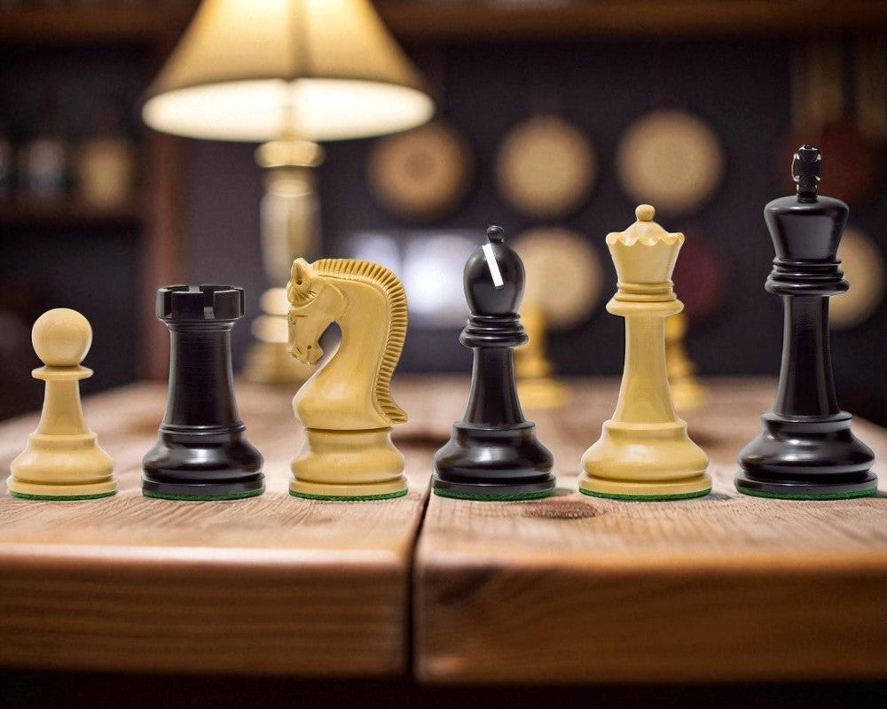 4" Leningrad Staunton Boxwood & Black Chess Pieces