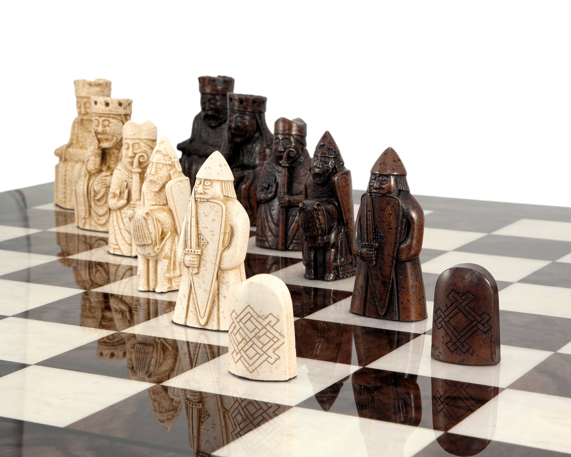 The Isle Of Lewis Teak Italian Walnut Prestige Chess Set