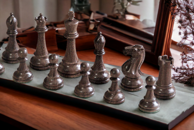 Acacia Walnut Winchester Chess Set & Box - Official Staunton™ 