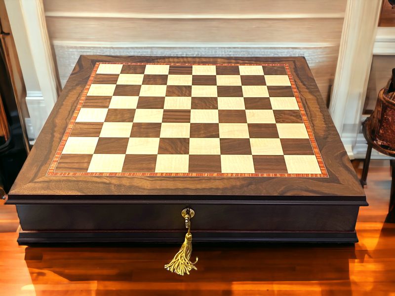 Luxury Italian Walnut Lid Chess Cabinet with Elite Acacia Chessmen - Official Staunton™ 