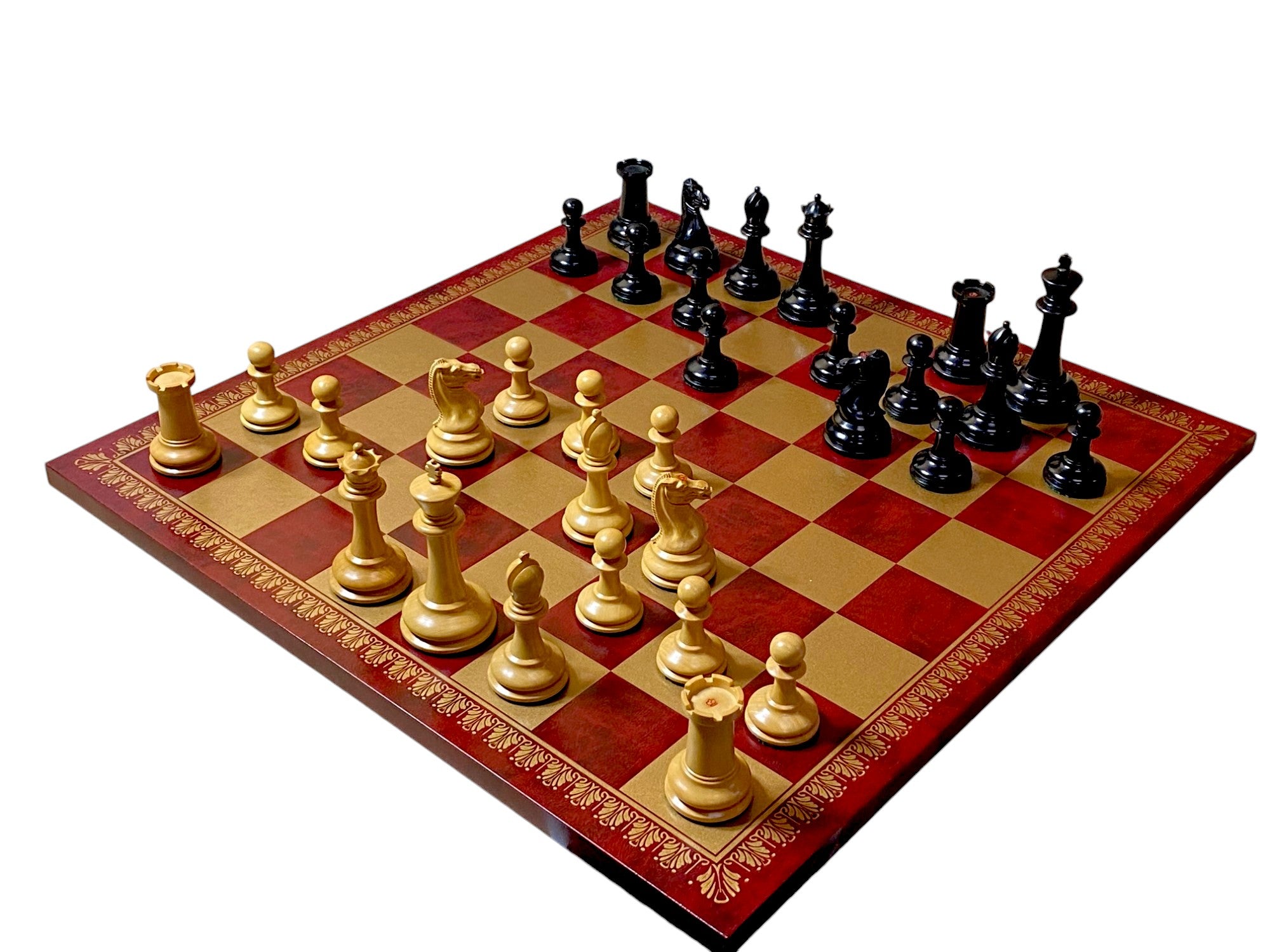 Harrwitz Chessmen Italian Claret Chessboard and Mahogany Box