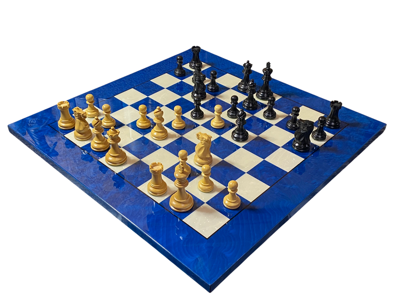 Elite Chessmen with Italian Blue Erable Maple High-Gloss Chessboard