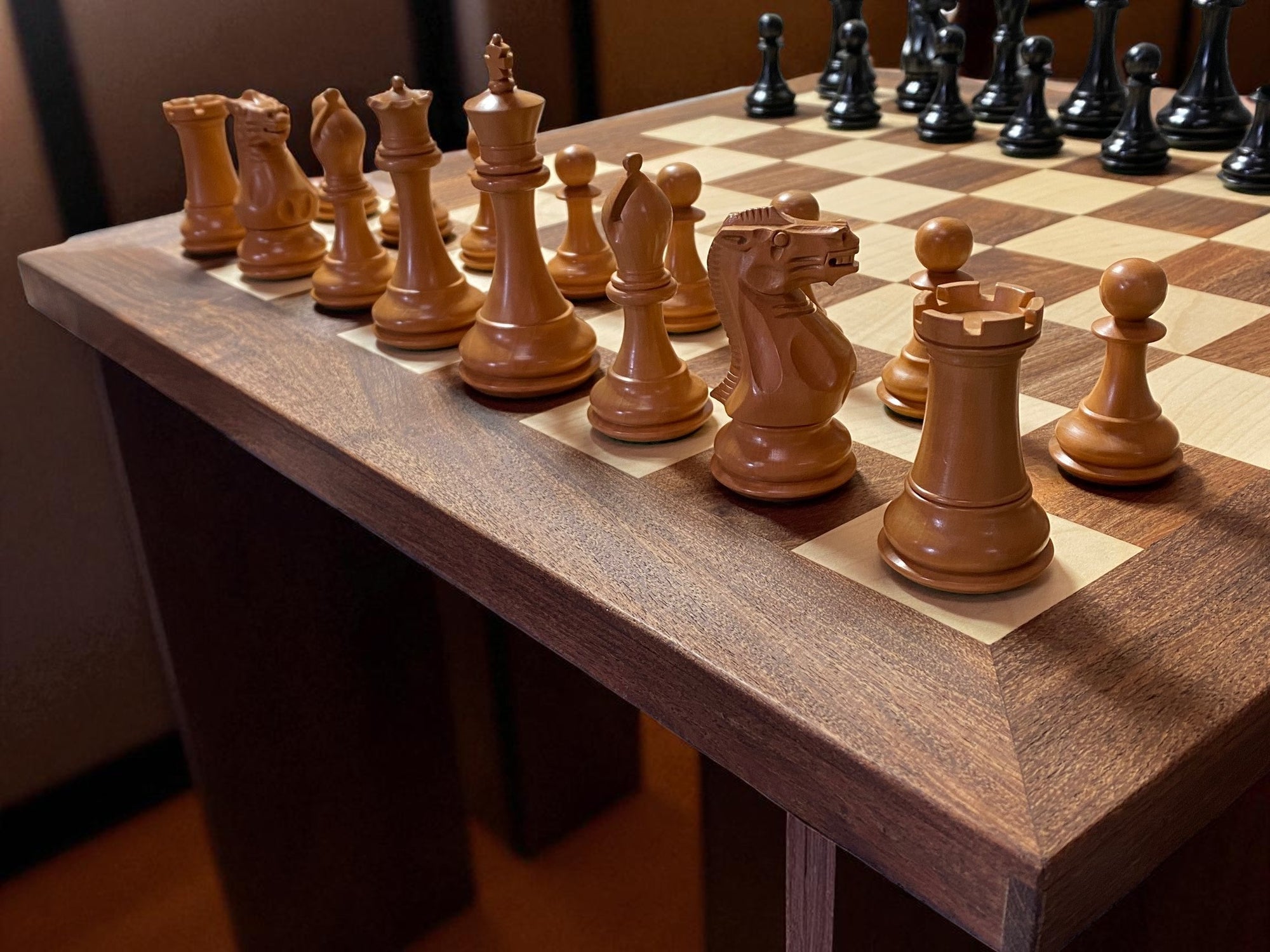 Staunton Antique Collector Chess Set with Solid Wood 21-Inch Board & Vinyl Box