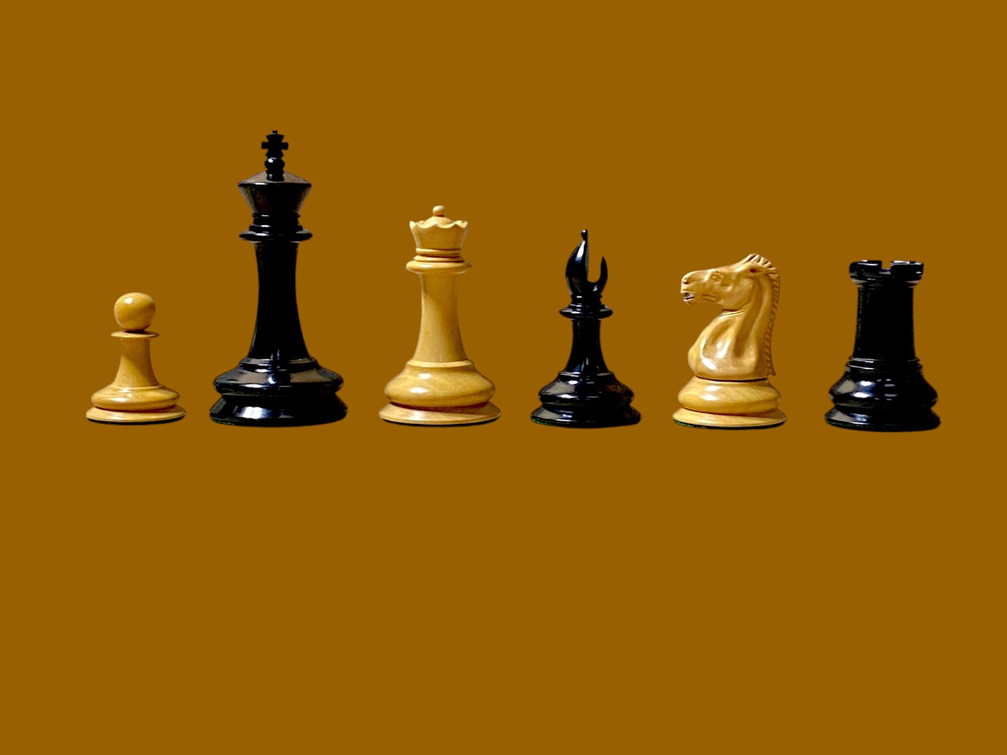 3.5" Leuchars  2- Chessmen 18" Italian Claret Chess Board, Mahogany Hinge Top Box