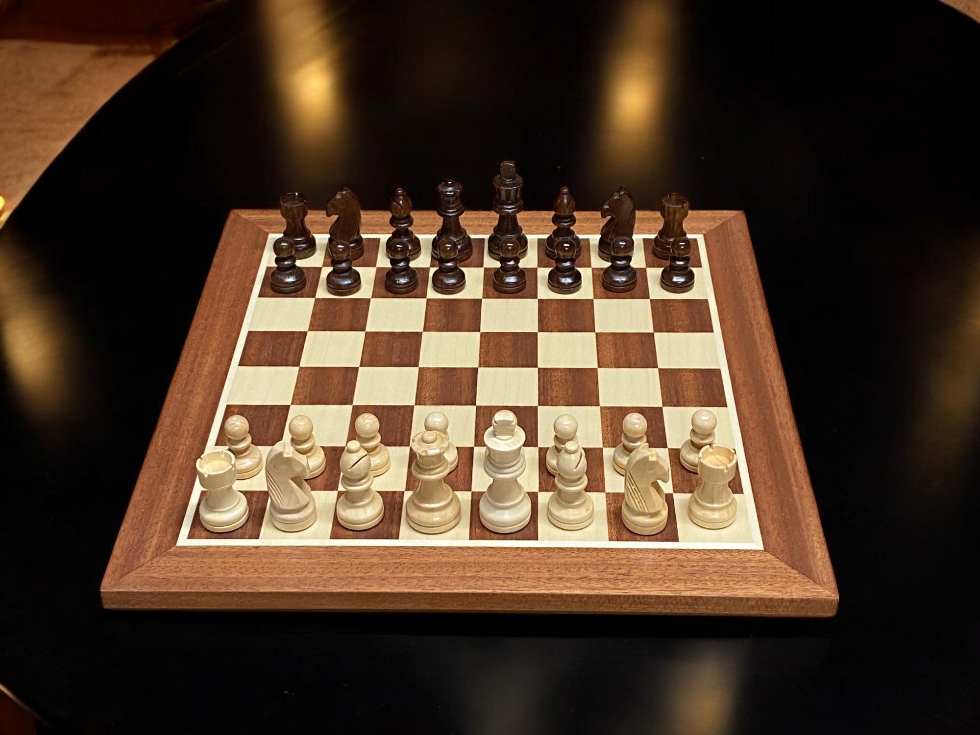 15.75" Grandmaster Mahogany Chess Set & Drawstring Bag