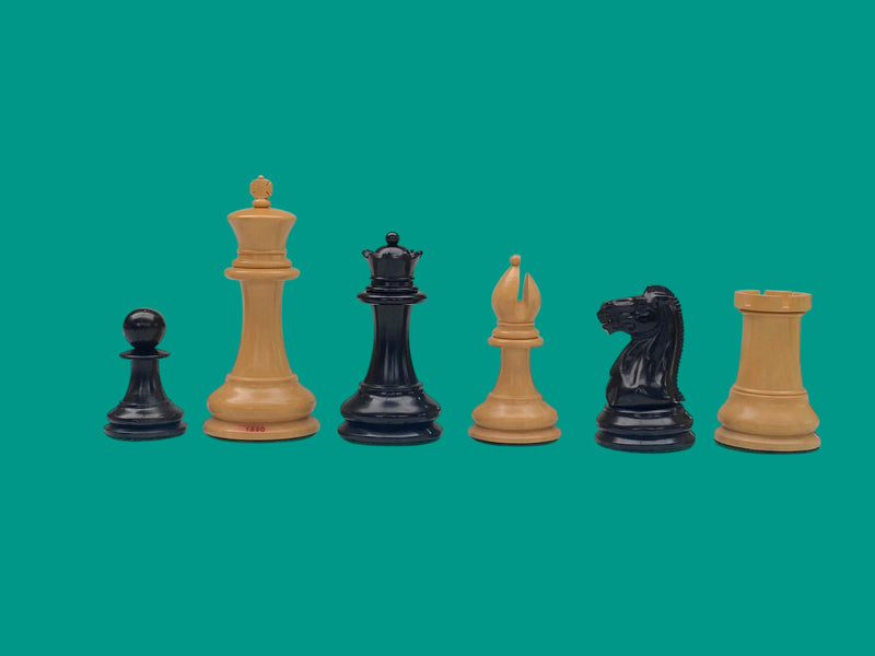 1850 Boxwood and Ebony Chessmen – 4.4-Inch King -Deluxe Mahogany Box