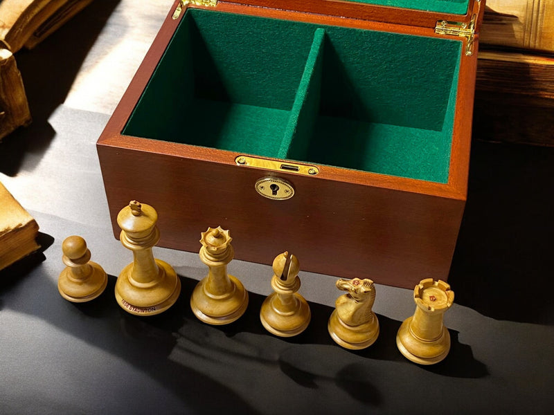 Antique Dropjaw Reproduction Chessmen Mahogany Hinged Box