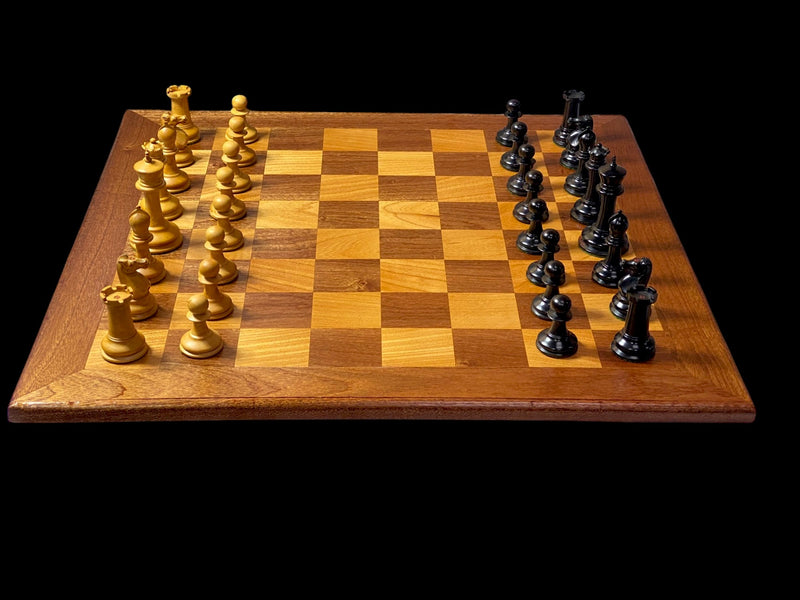 Antique Dropjaw Chessmen Antique Chess Board and Box