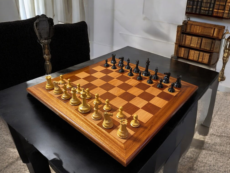 Leuchars Reproduction Staunton Chess Set, Board and Box