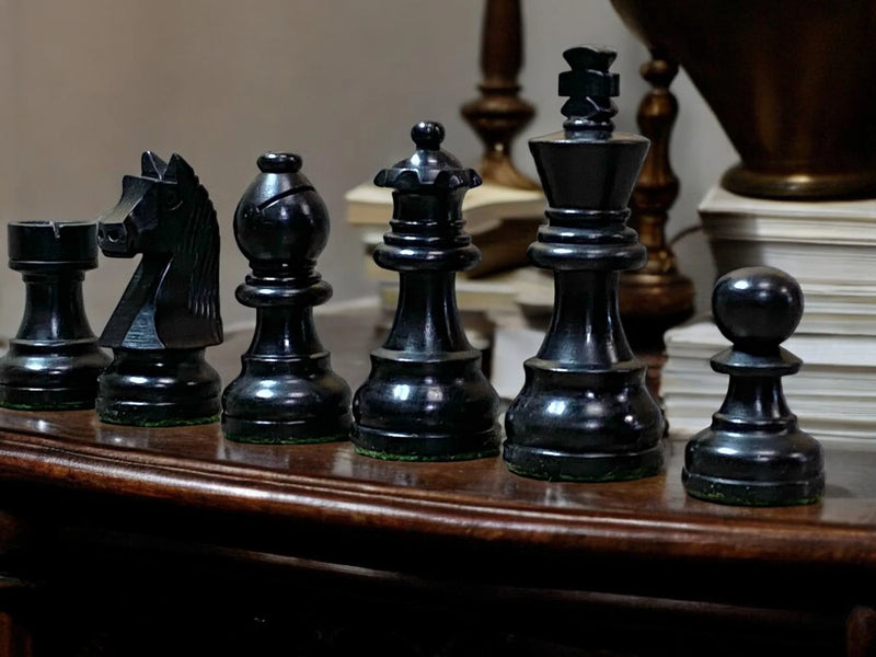 15.75” Classic Ebonised Mahogany Chess Set & Box