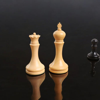 Zadar Minimalist Ebonised Boxwood Chessmen